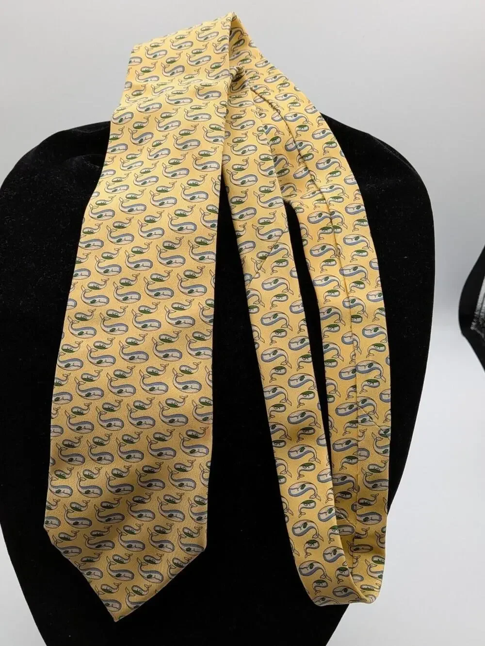 Salvatore Ferragamo $240 Yellow Blue Whale Nautical Italian Made 100% Silk Tie